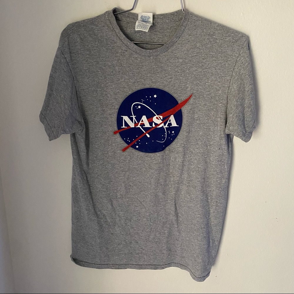 Grey NASA T-Shirt with NASA logo